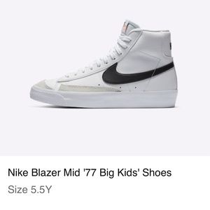 Nikes Blazer Mid 77